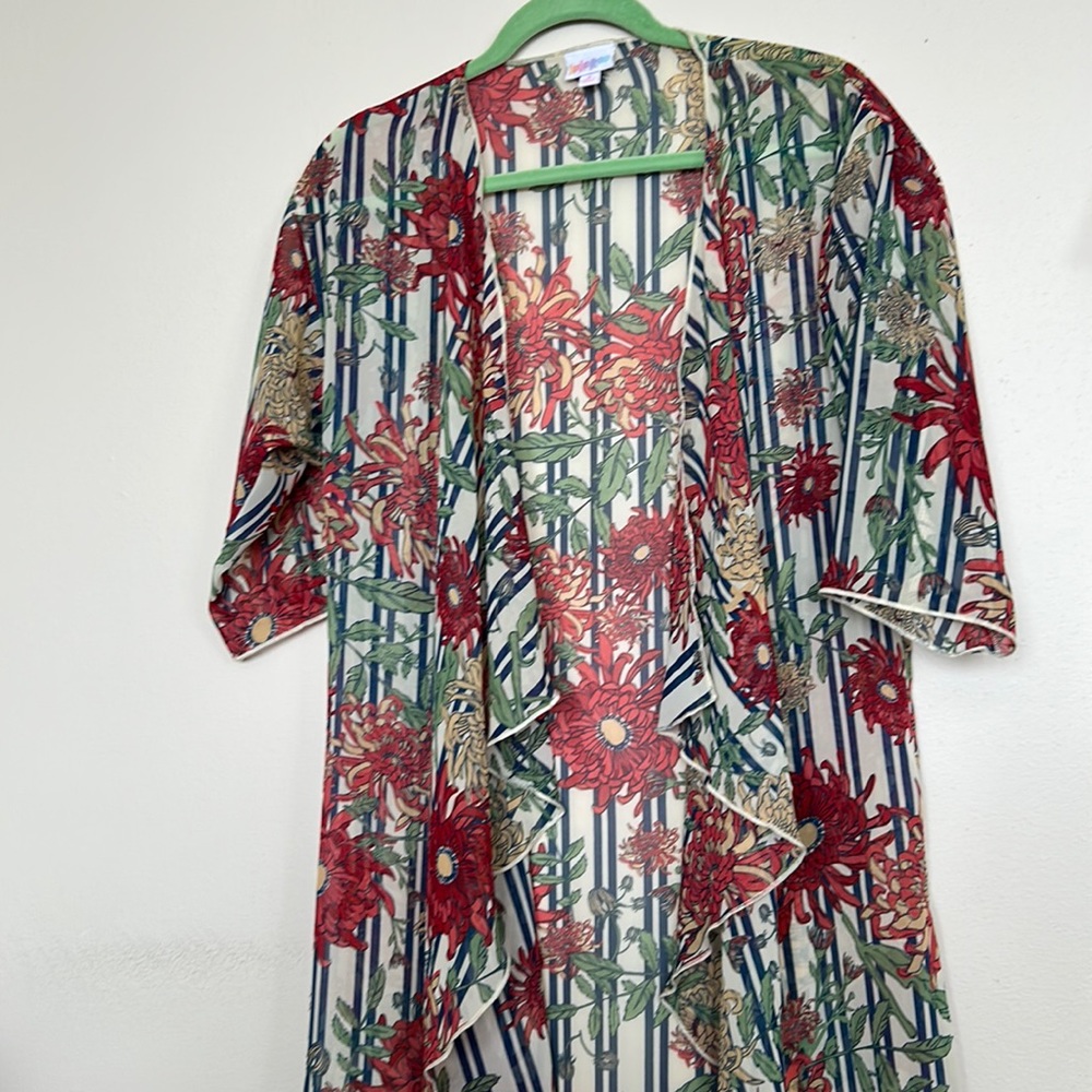 LuLaRoe Shirley Kimono Small Floral Cover Up
